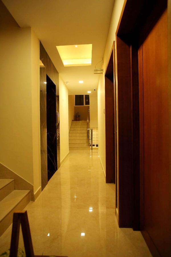 Kira Palace Residency Hotel เออร์นาคูลัม ภายนอก รูปภาพ